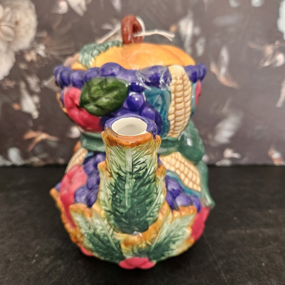 Vintage CRACKER BARREL Vegetable Harvest Ceramic Teapot With Original Lid - 1998 - Picture 7 of 10